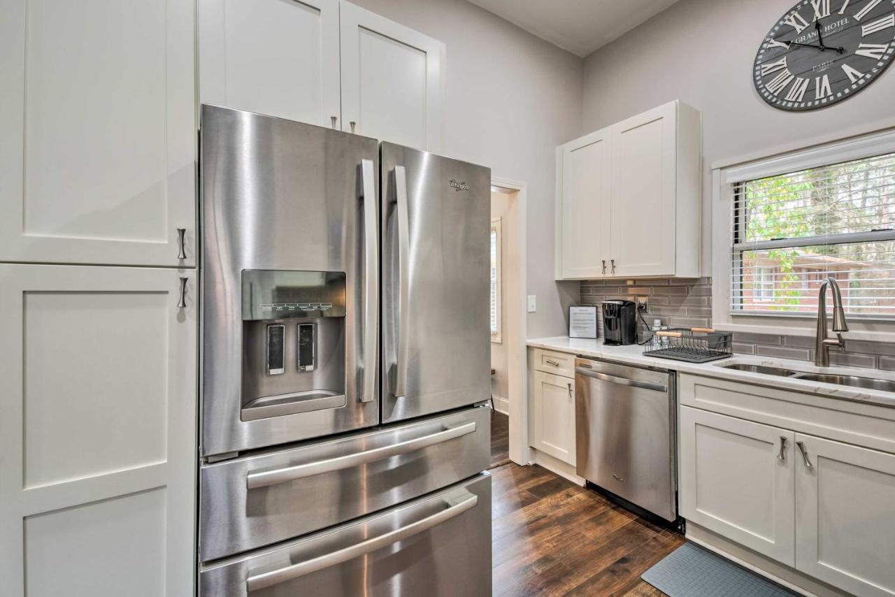 Atlanta Retreat With Deck In Greenbriar Area! Exteriér fotografie
