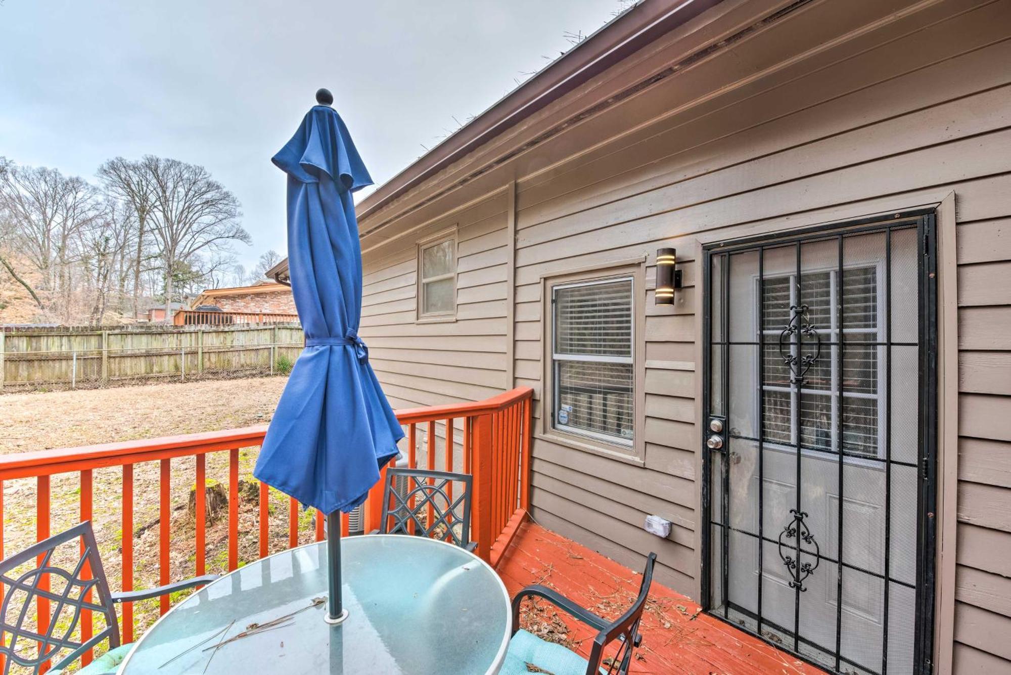 Atlanta Retreat With Deck In Greenbriar Area! Exteriér fotografie